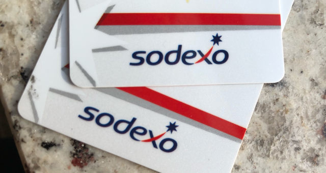 Cartões do Sodexo, empresa que fechou parceira com o Santander. 