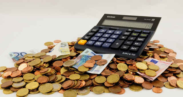 moedas calculadora finanças poupança