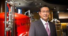 Asahi CEO Akiyoshi Koji Cervejas