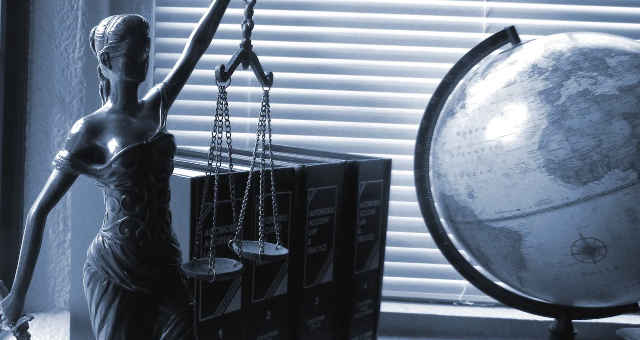 justiça mundo balança lei equilíbrio