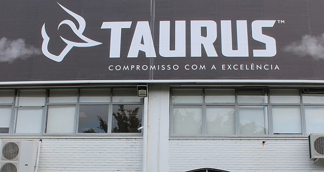 Taurus lança no Brasil o revólver Tracker 692 com opções de dois calibres  em uma arma