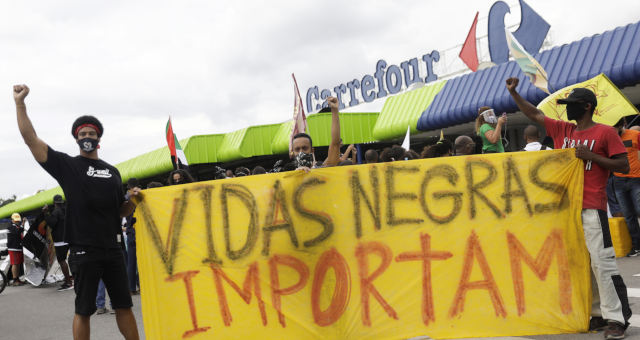 Carrefour Brasil CRFB3 Racismo