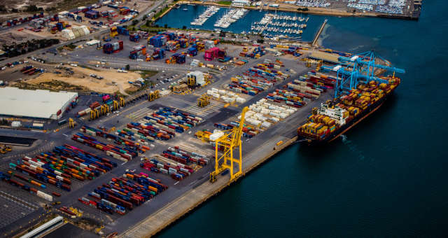 Exportações Contêineres Portos Navio
