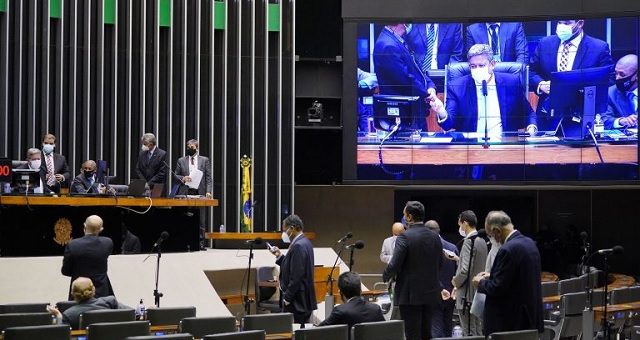 Câmara dos deputados 782