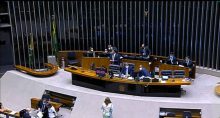 Câmara dos deputados 672