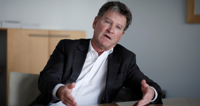 CEO da Cristal Union, Alain Commissaire, durante entrevista à Reuters em 2020, em Paris