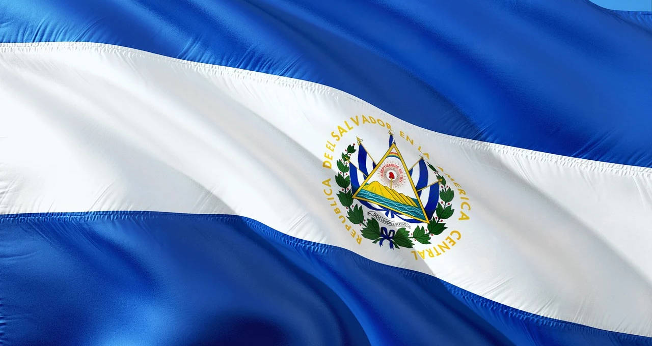 El Salvador bandeira