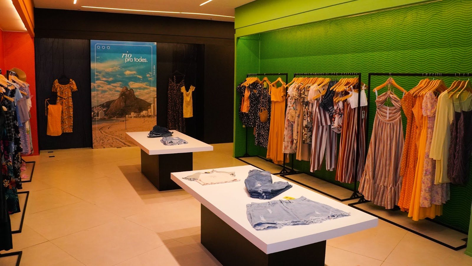 Shein inaugura loja física no Brasil e ameaça varejistas de moda  brasileiras – Money Times
