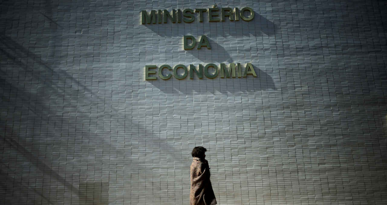 Ministério da Economia poupança investimentos renda