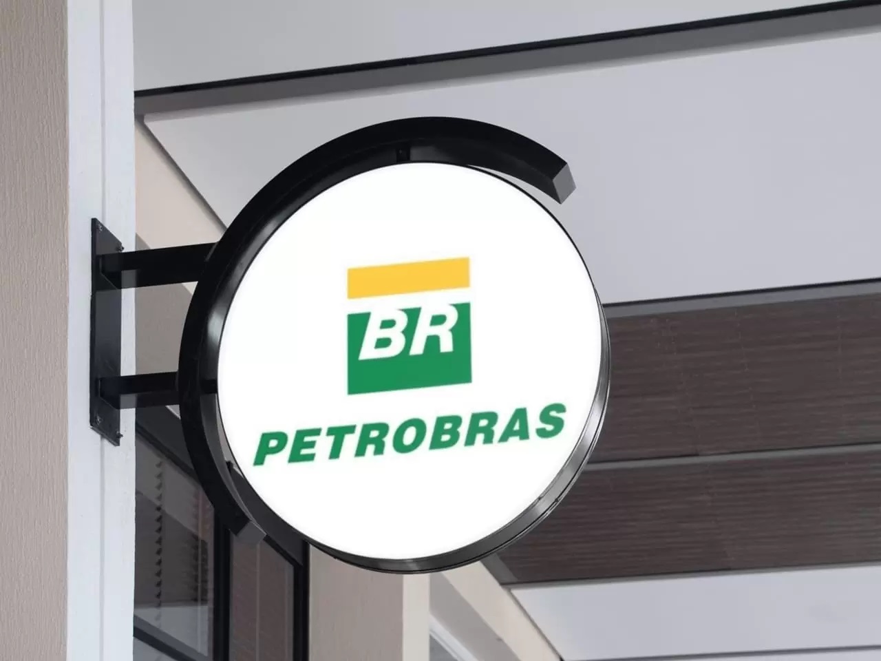 Emperrou: Petrobras (PETR4) rescinde contrato de venda da empresa