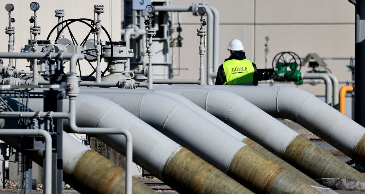 Tubulações nas instalações de terra firme do gasoduto 'Nord Stream 1' em Lubmin