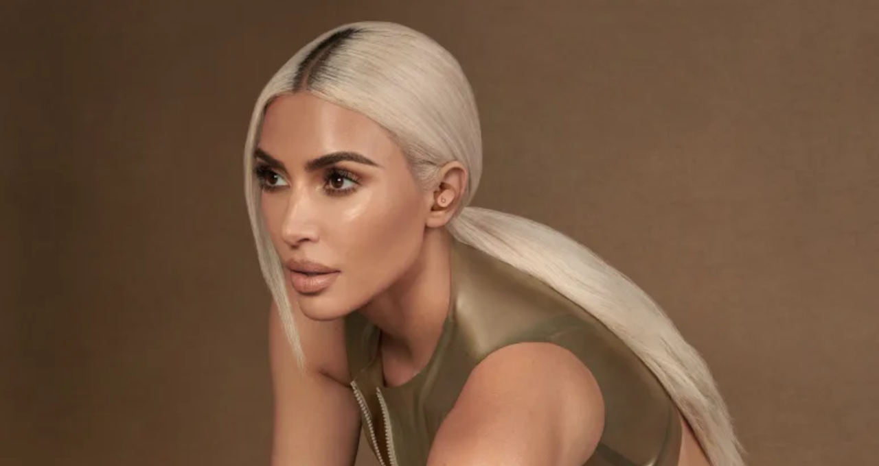 Apple faz parceria com Kim Kardashian para lançar fones de ouvido; veja imagens e valor – Money Times