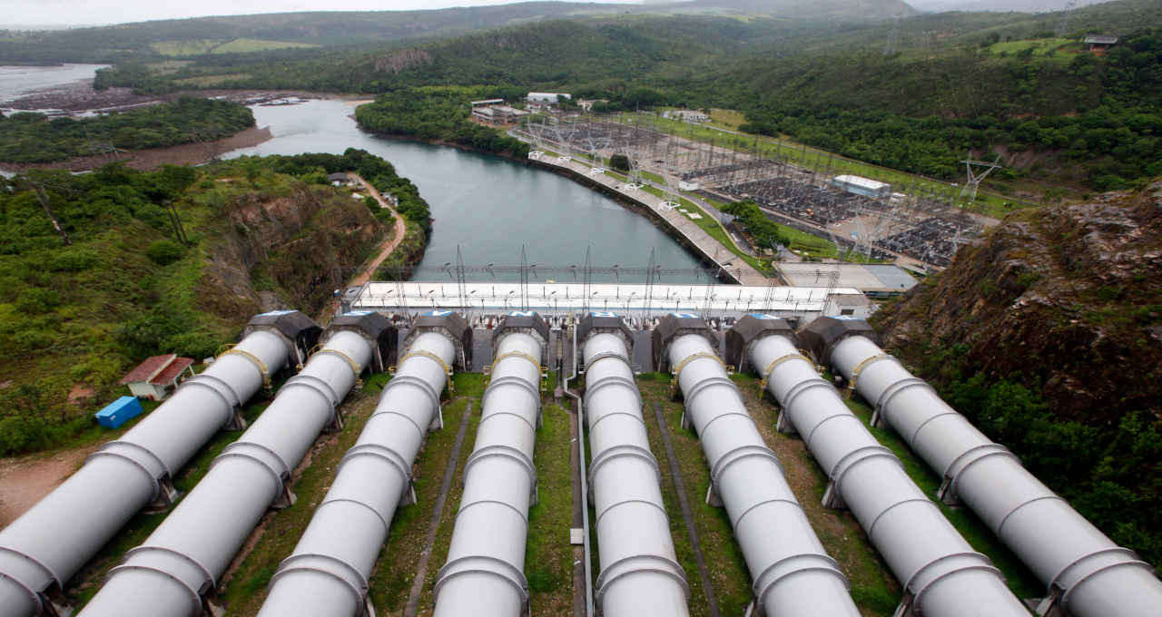 Vista da hidrelétrica de Furnas em Minas Gerais