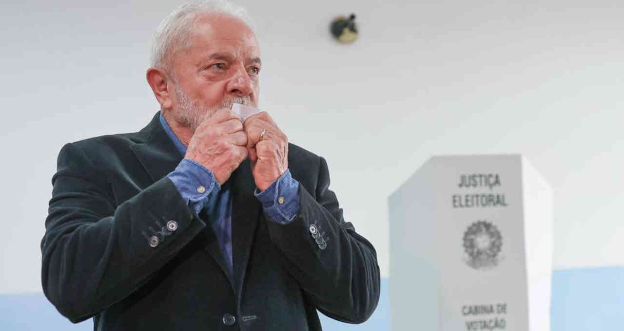 Lula após votar no primeiro turno das eleições de 2022