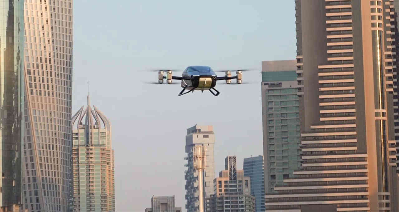 Carro voador elétrico Xpeng X2 em primeiro voo público em Dubai, nos Emirados Árabes Unidos