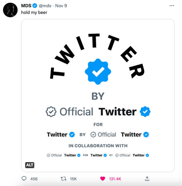 Usuário cria montagem ironizando a quantidade de selos de verificação no Twitter.