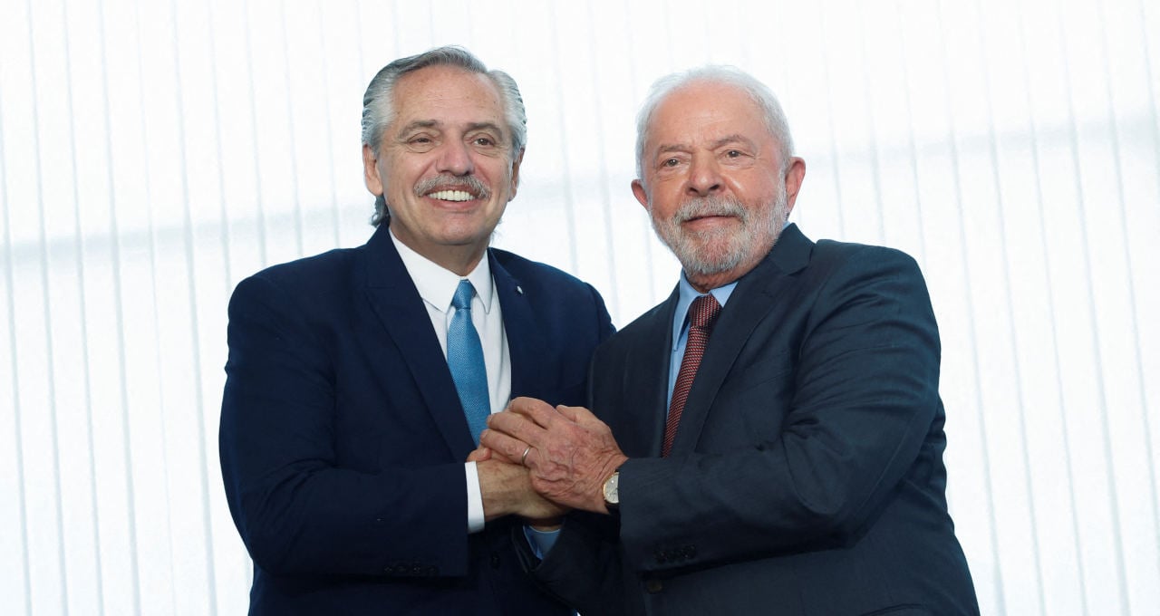Lula presidente luiz inácio alberto fernandez presidente argentina moeda comum brasil mercosul visita viagem