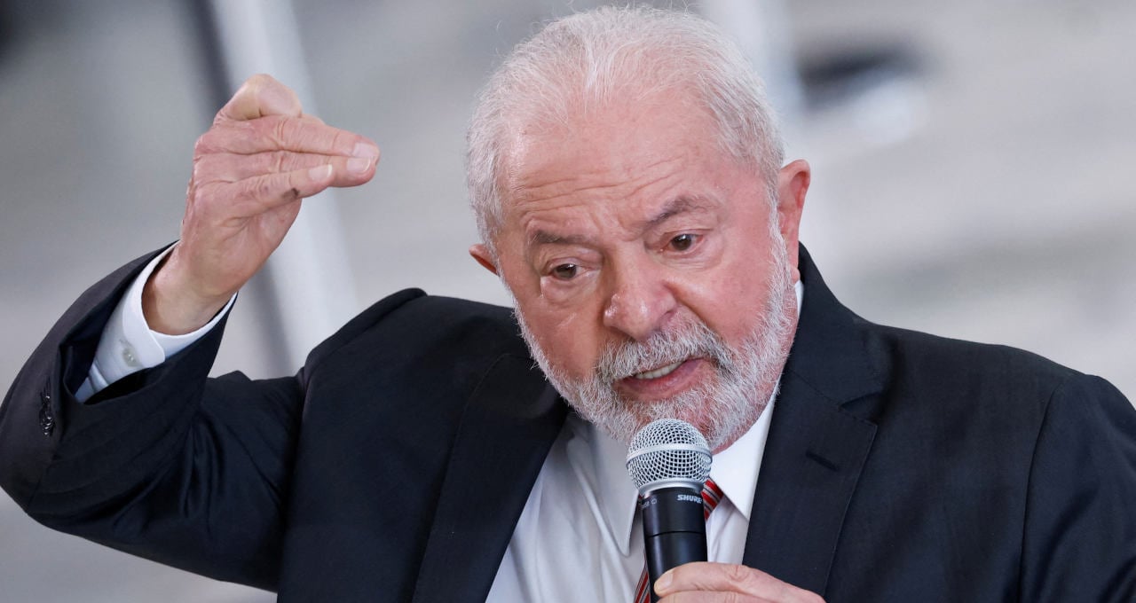 Lula afirma que taxa de juros no Brasil é uma vergonha