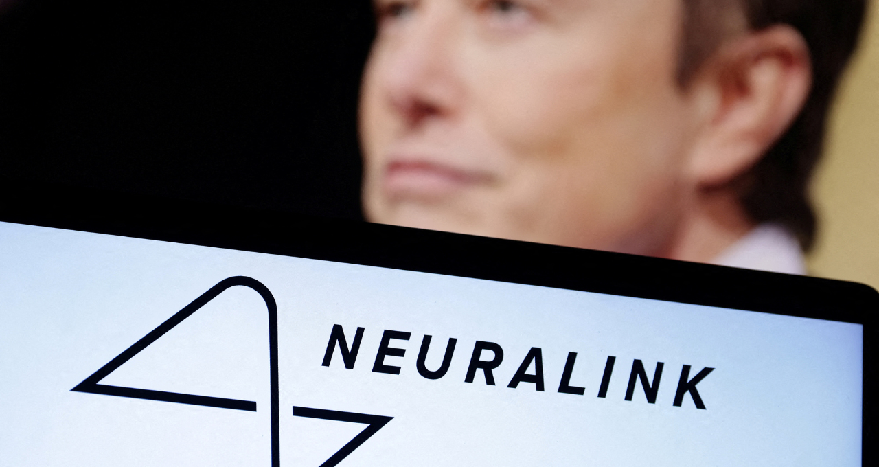 Implante cerebral de Neuralink de Elon Musk