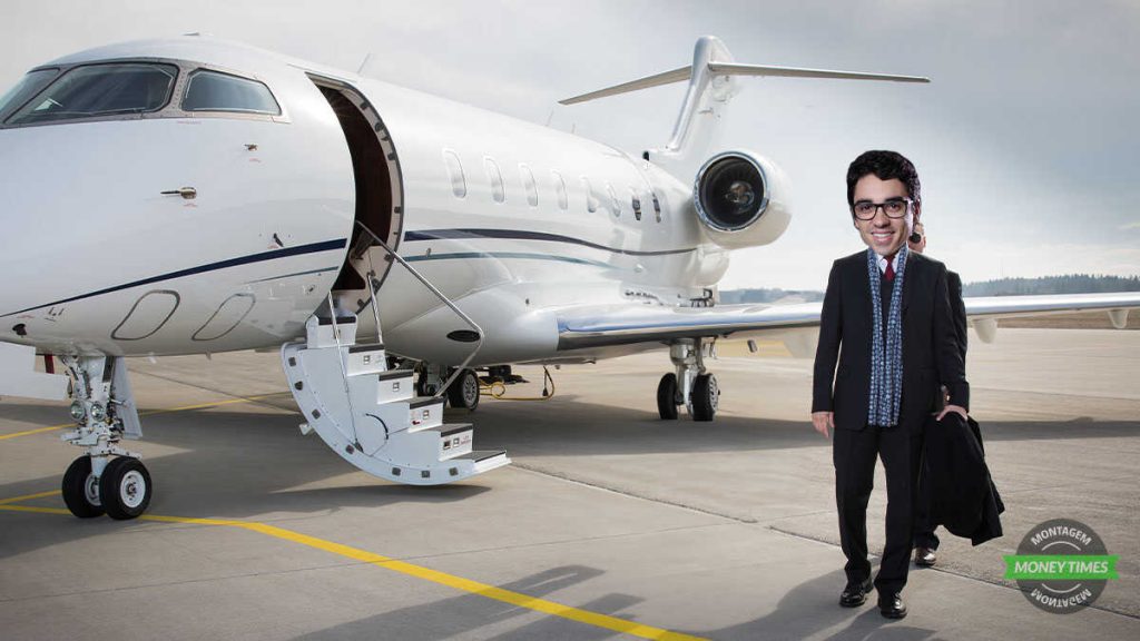 vinicius bazan, analista de criptomoedas, entrando em um avião