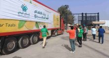 Segundo comboio de caminhões com ajuda humanitária entram em Gaza pela fronteira com o Egito, durante a guerra de Israel com o Hamas na Palestina