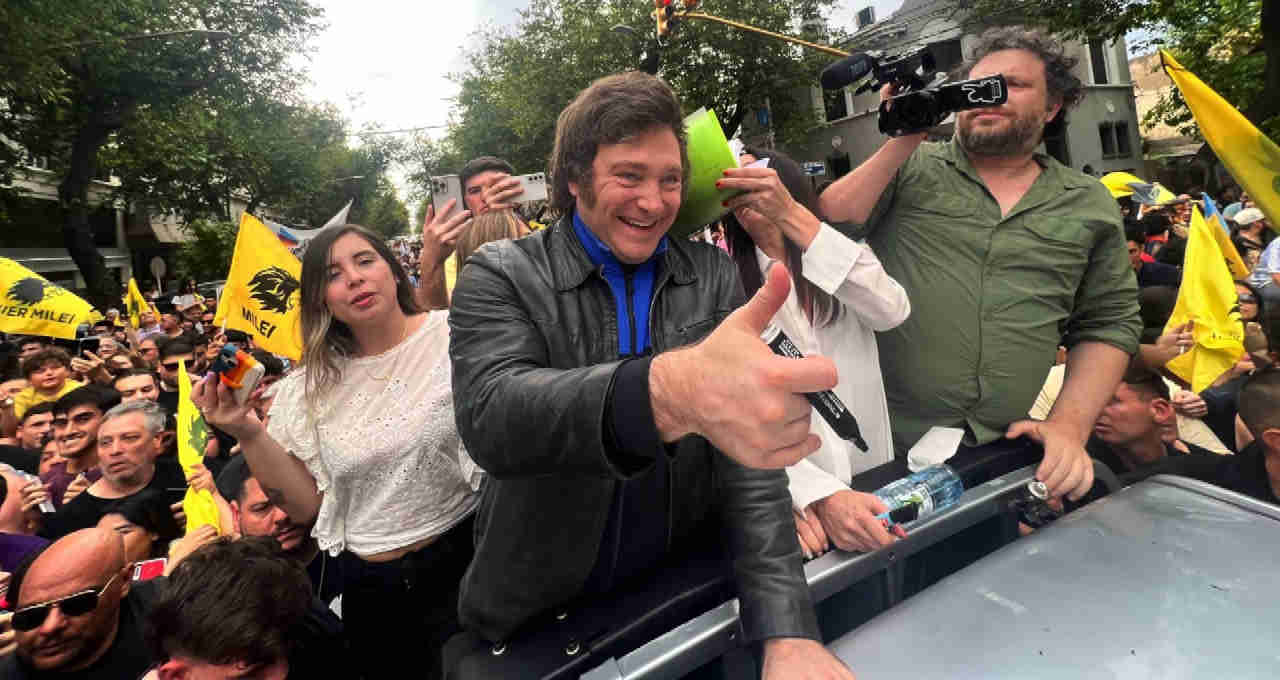 Javier Milei presidente eleito argentina ministros ministério economia nomes cotados federico sturzenneger lucas caputo luciano laspina