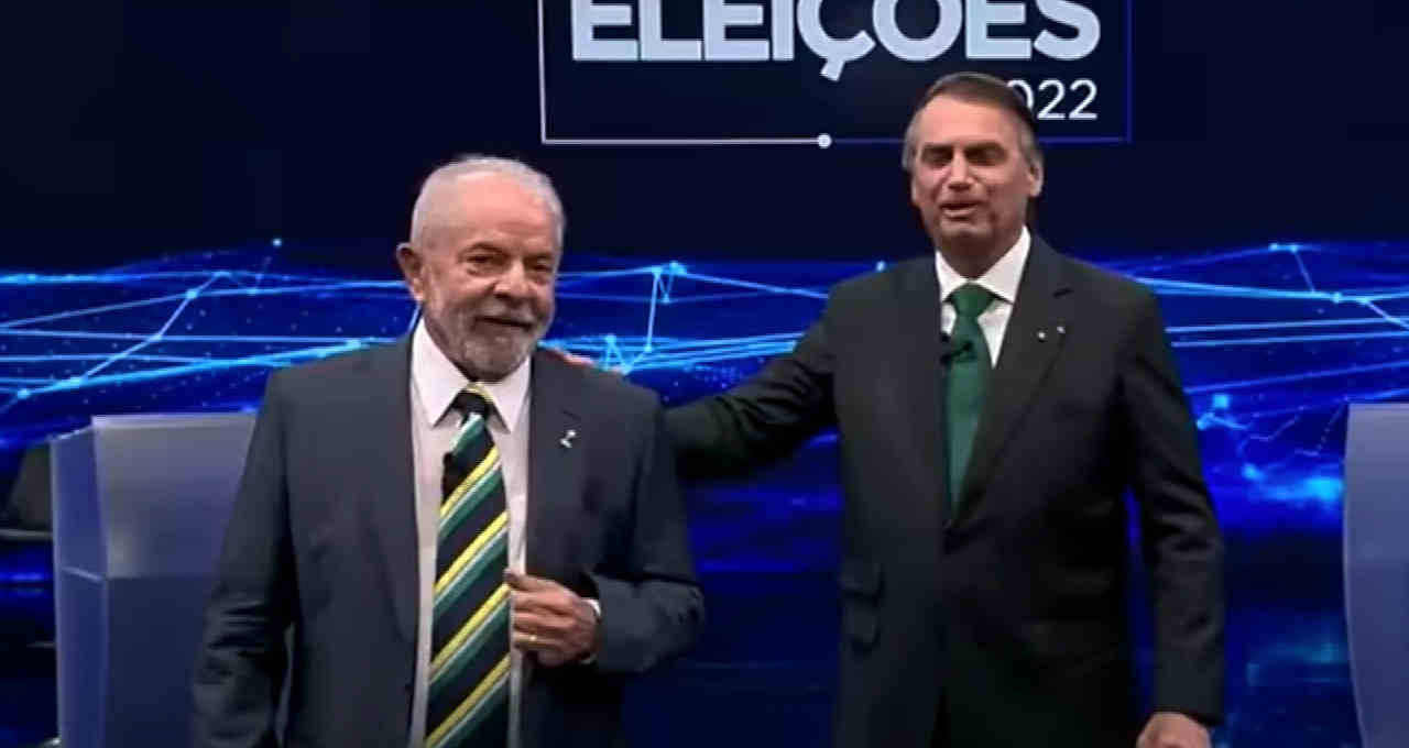Brasil volta à normalidade com Luiz Inácio Lula Silva  democracia The Economist revista inglesa Jair Bolsonaro quatro anos de populismo mentiroso