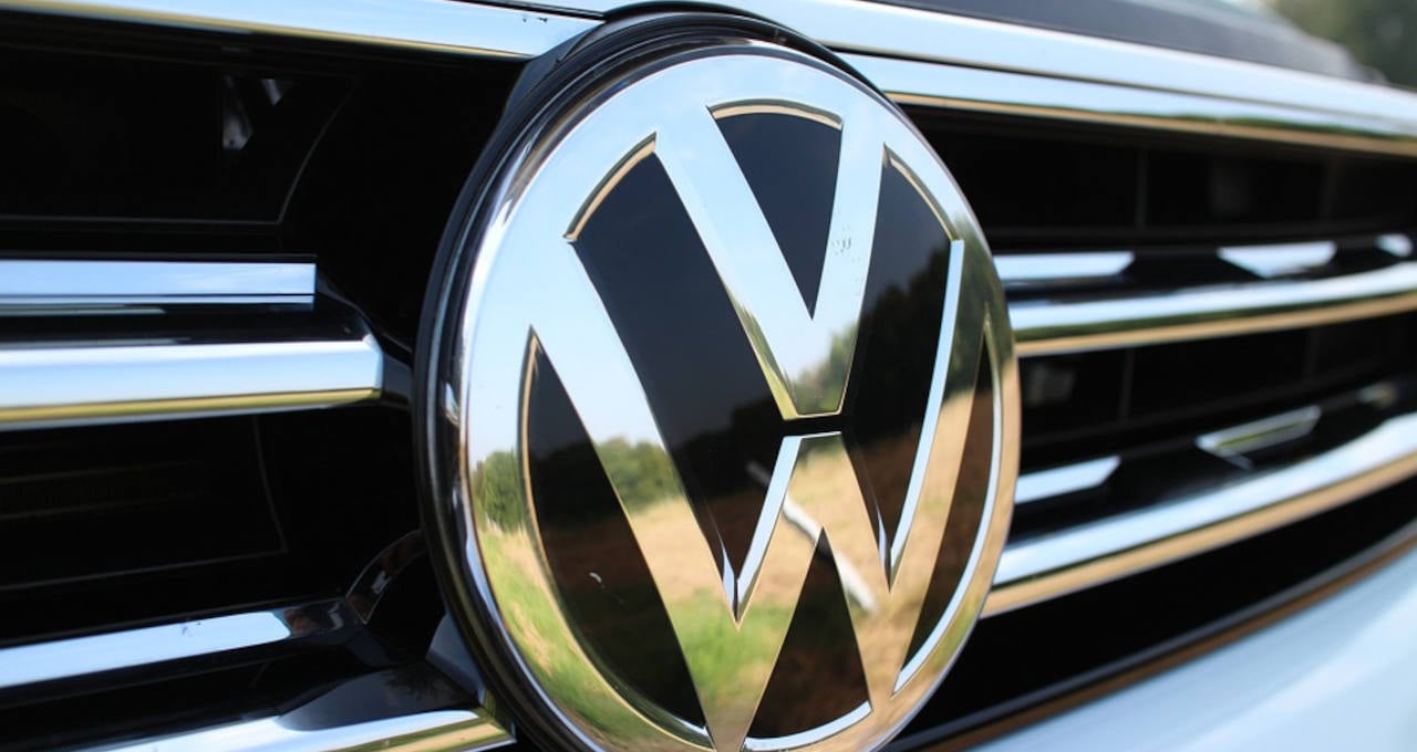 Carro da Volkswagen lidera entre os hatch mais vendidos no Brasil; confira os preços