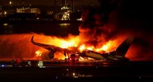 Japão avião incêndio