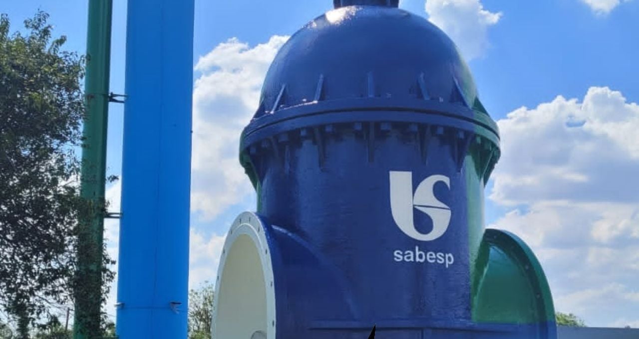 Sabesp (SBSP3) anuncia redução de tarifas após privatização; veja como vai ficar a conta de água