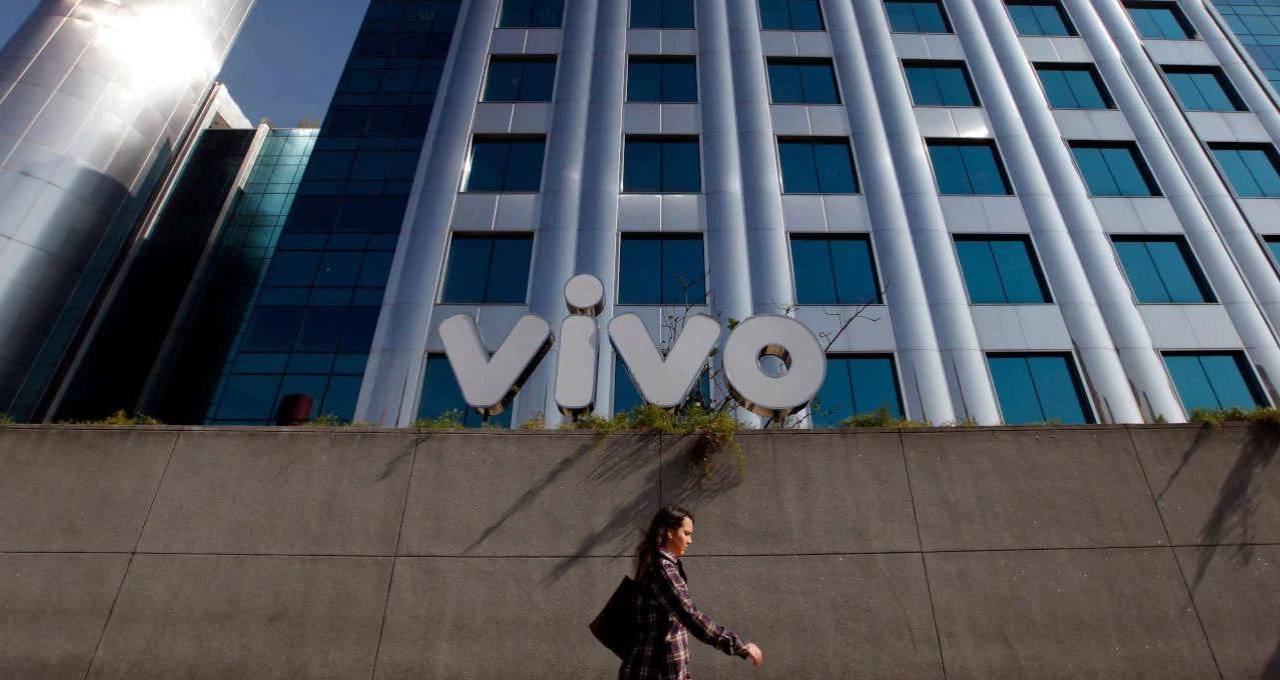 Vivo, VIVT3, Azul, AZUL4, Mercados, Day Trade