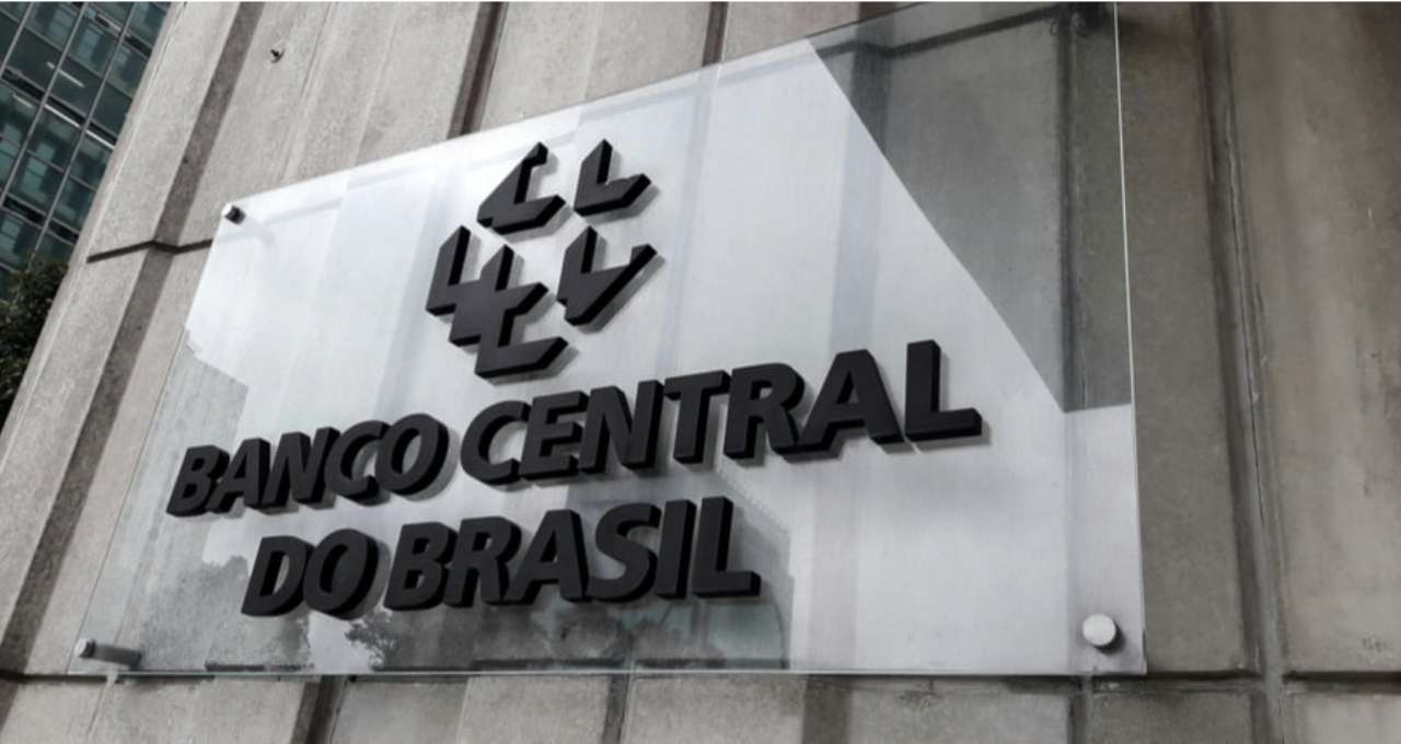 banco central focus inflação dólar selic pib